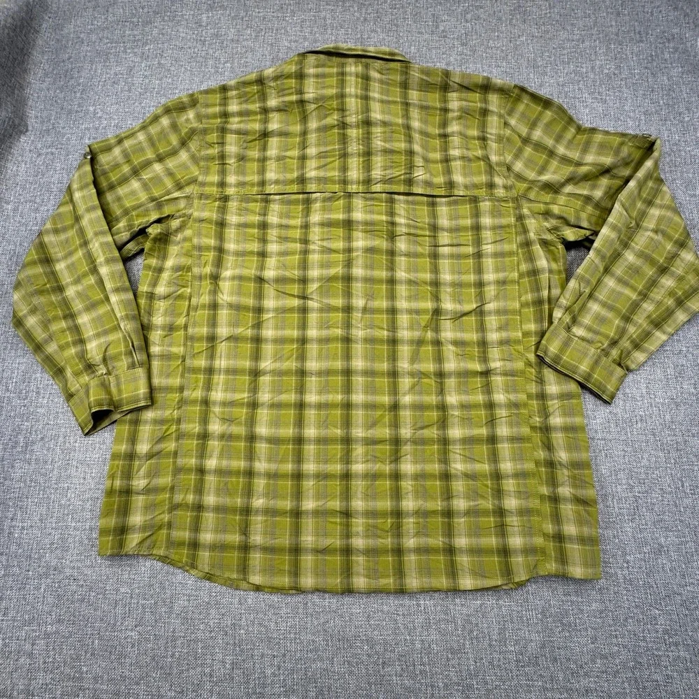 The North Face Shirt Mens XL Green Plaid Vented Nylon Hiking Fishing Long Sleeve